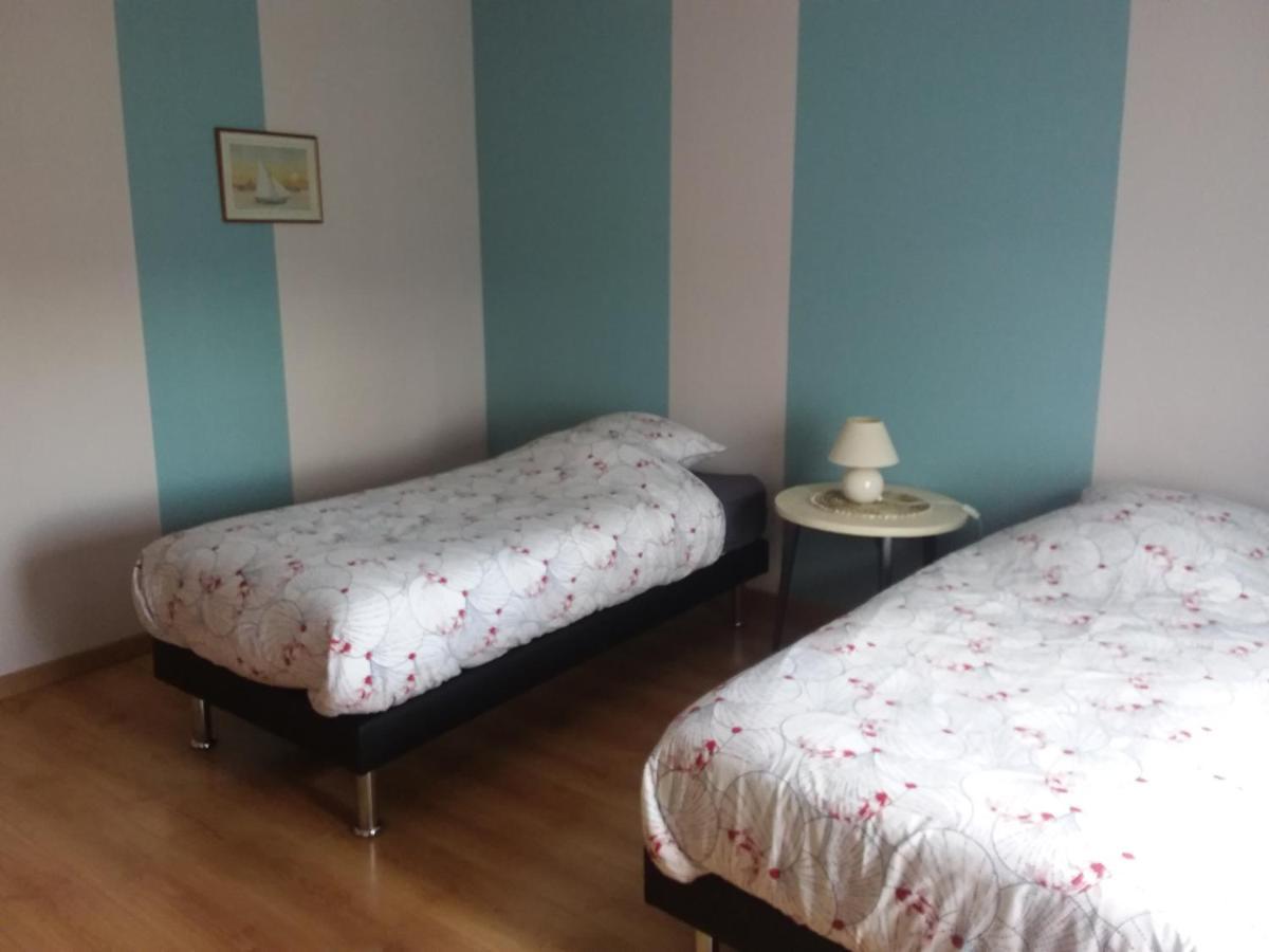 Aux Trois Petites Notes Bed & Breakfast La Sabotterie Exterior photo